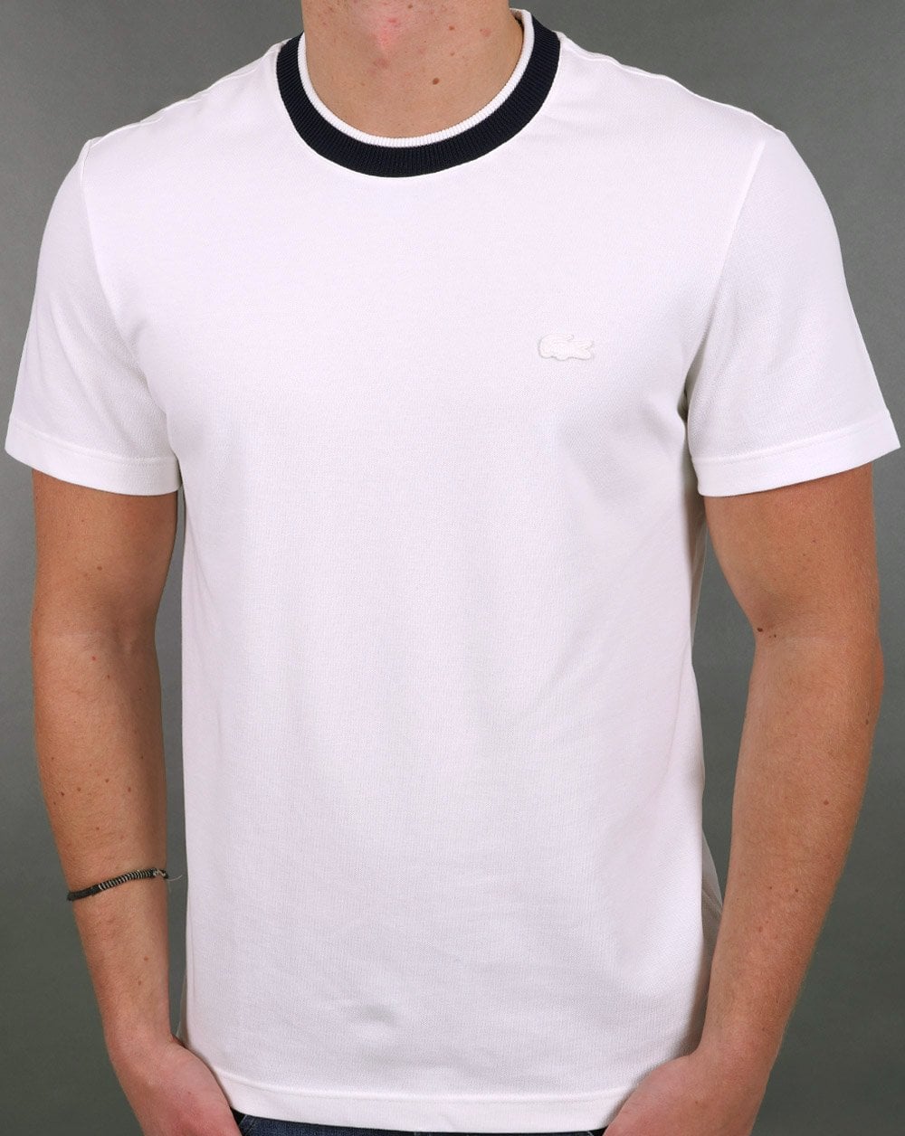 Lacoste Piqué-T-Shirt Off White/Marineblau
