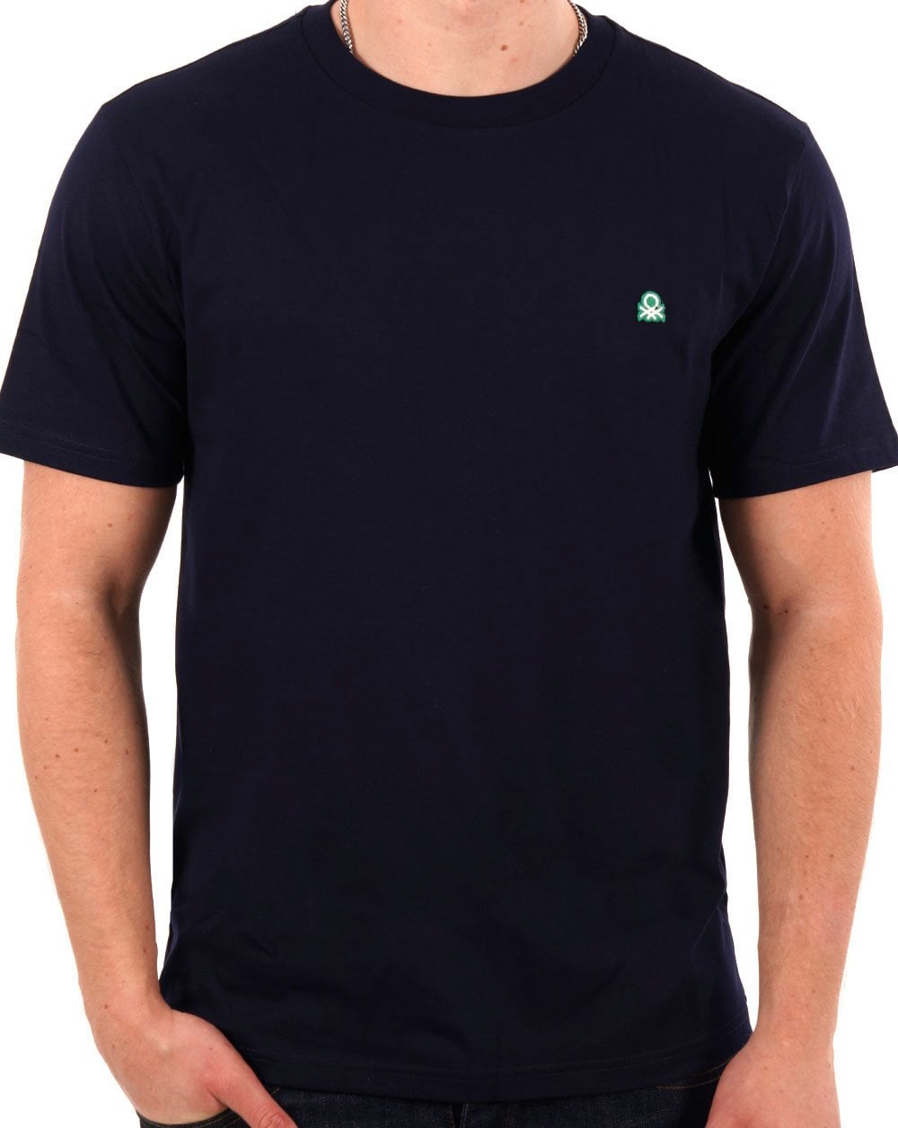 Benetton – T-Shirt mit kleinem Logo in Marineblau