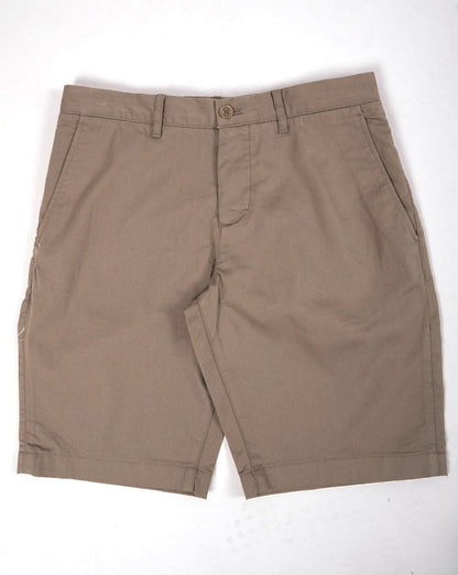 Lacoste – Chino-Shorts in dunklem Sand