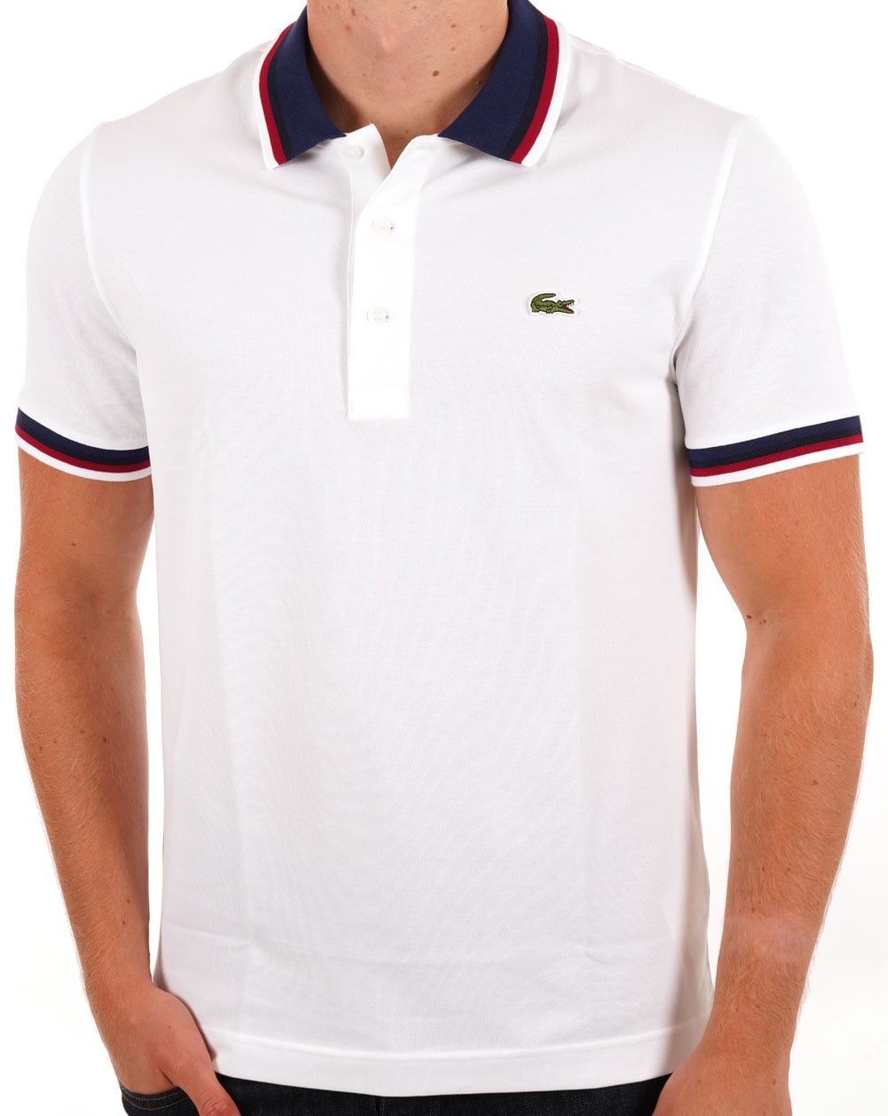 Lacoste – Poloshirt mit Kontrastkragen in Weiß