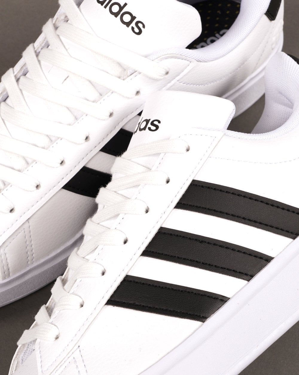 Adidas Grand Court 2.0 Turnschuhe Weiß/Schwarz