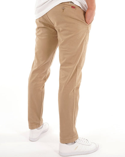 Levis Chino Standard Fit Stein