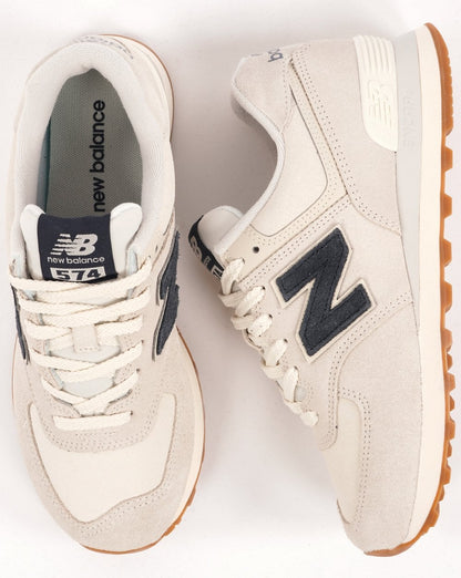 New Balance 574 Trainer Knochenweiß/Marineblau