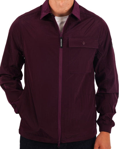 Weekend Offender Schimmerndes Nylon-Überhemd Magenta
