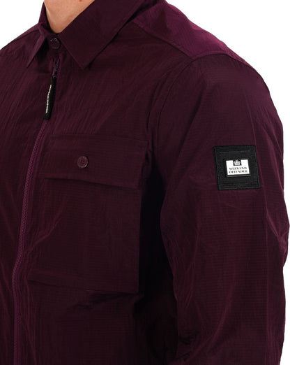 Weekend Offender Schimmerndes Nylon-Überhemd Magenta
