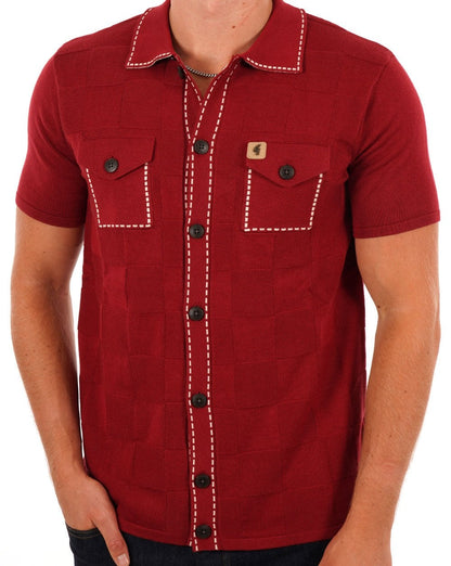 Gabicci Vintage-Poloshirt mit durchgehenden Knöpfen in Dunkelrot