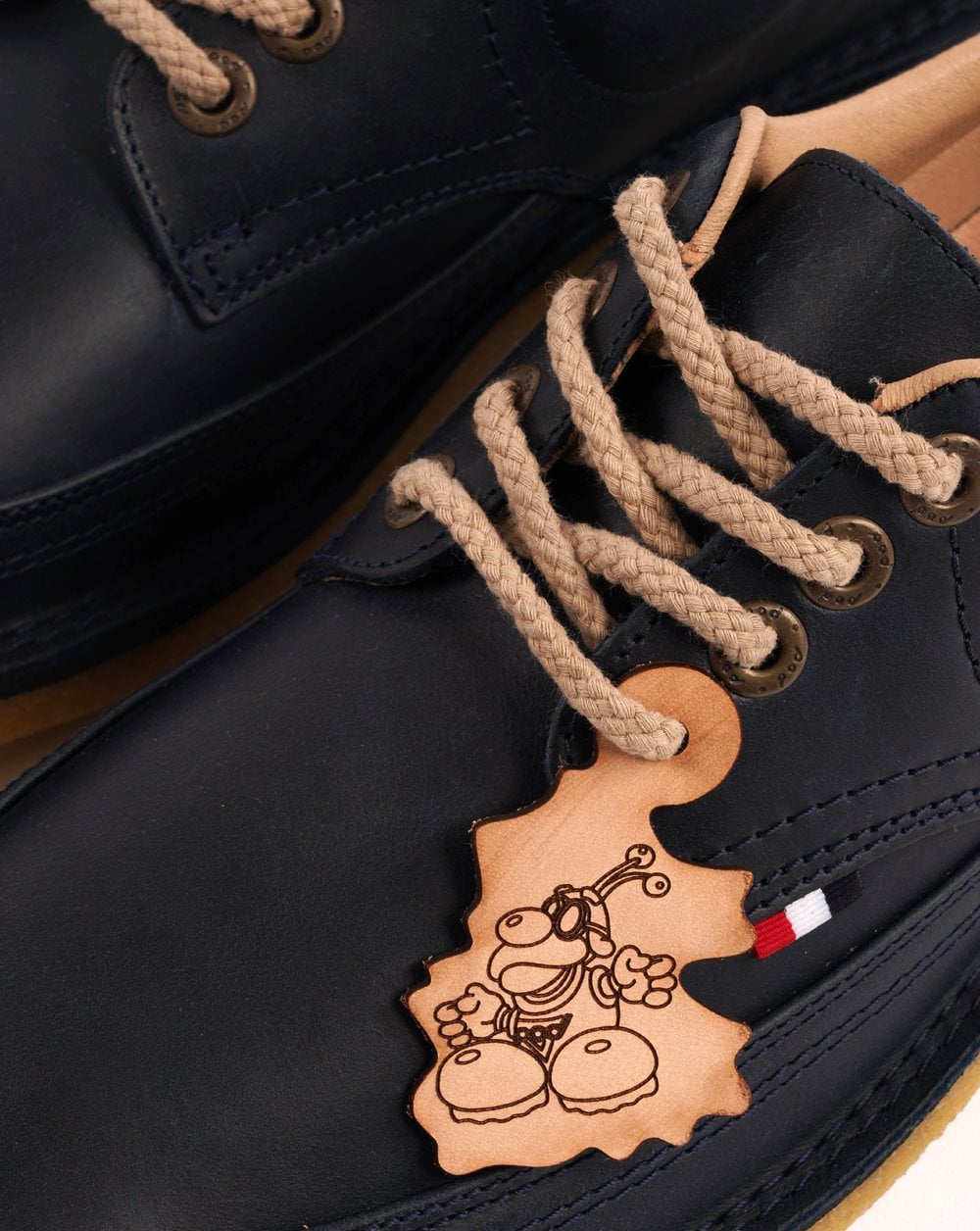 Pod Bolan Schuhe aus geöltem Leder, Marineblau