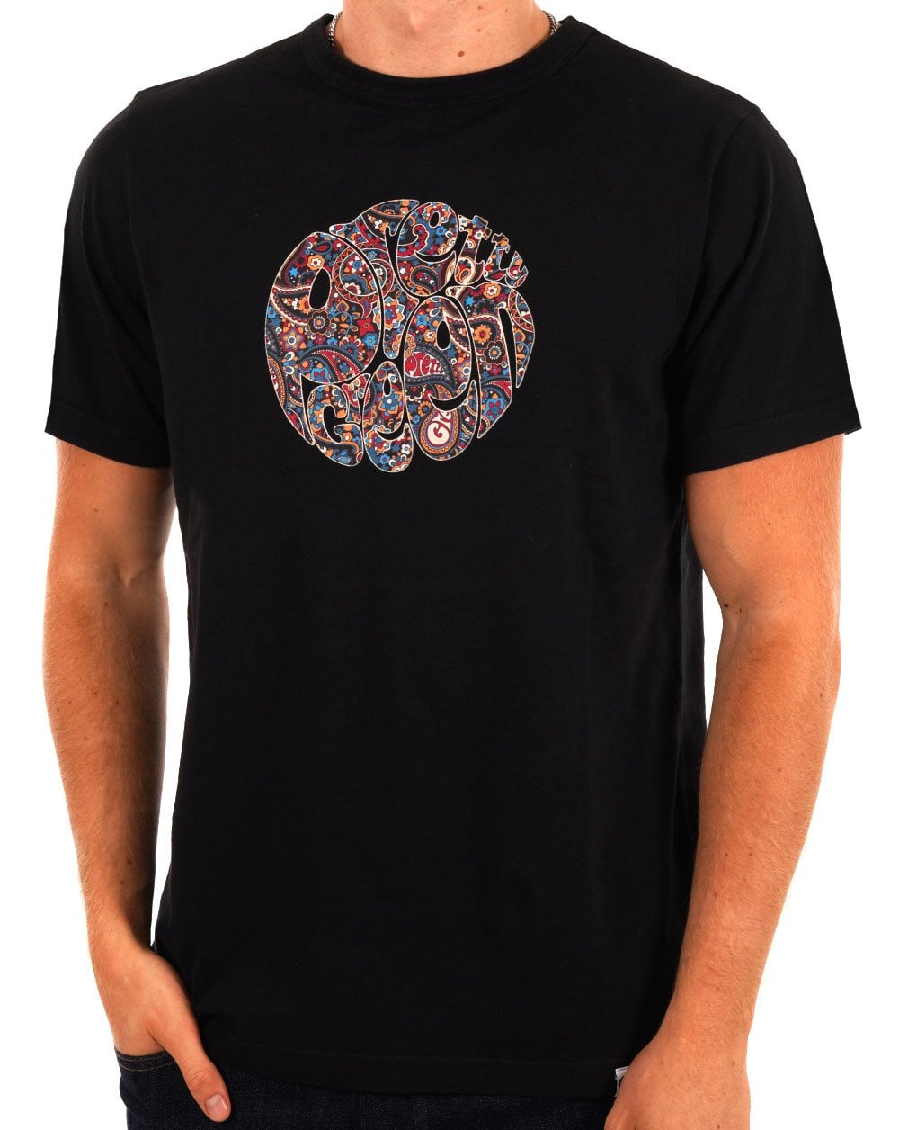 Pretty Green Wonderwall Paisley T-Shirt Schwarz