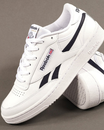 Reebok Club C Revenge Sneakers Weiß/Marineblau