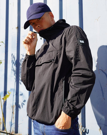Weekend Offender 1/4 Zip Terrace Jacke Schwarz