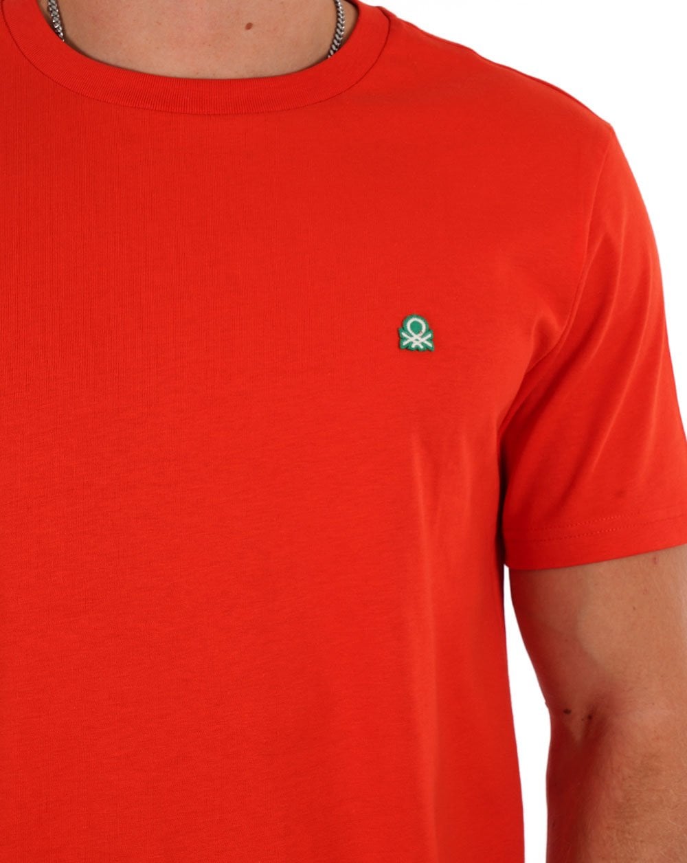 Benetton – T-Shirt mit kleinem Logo in Burnt Orange