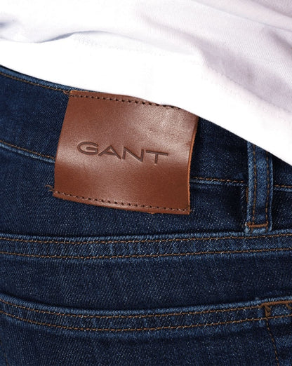 Gant – Regular Fit Jeans in Dunkelblau mit Used-Effekt