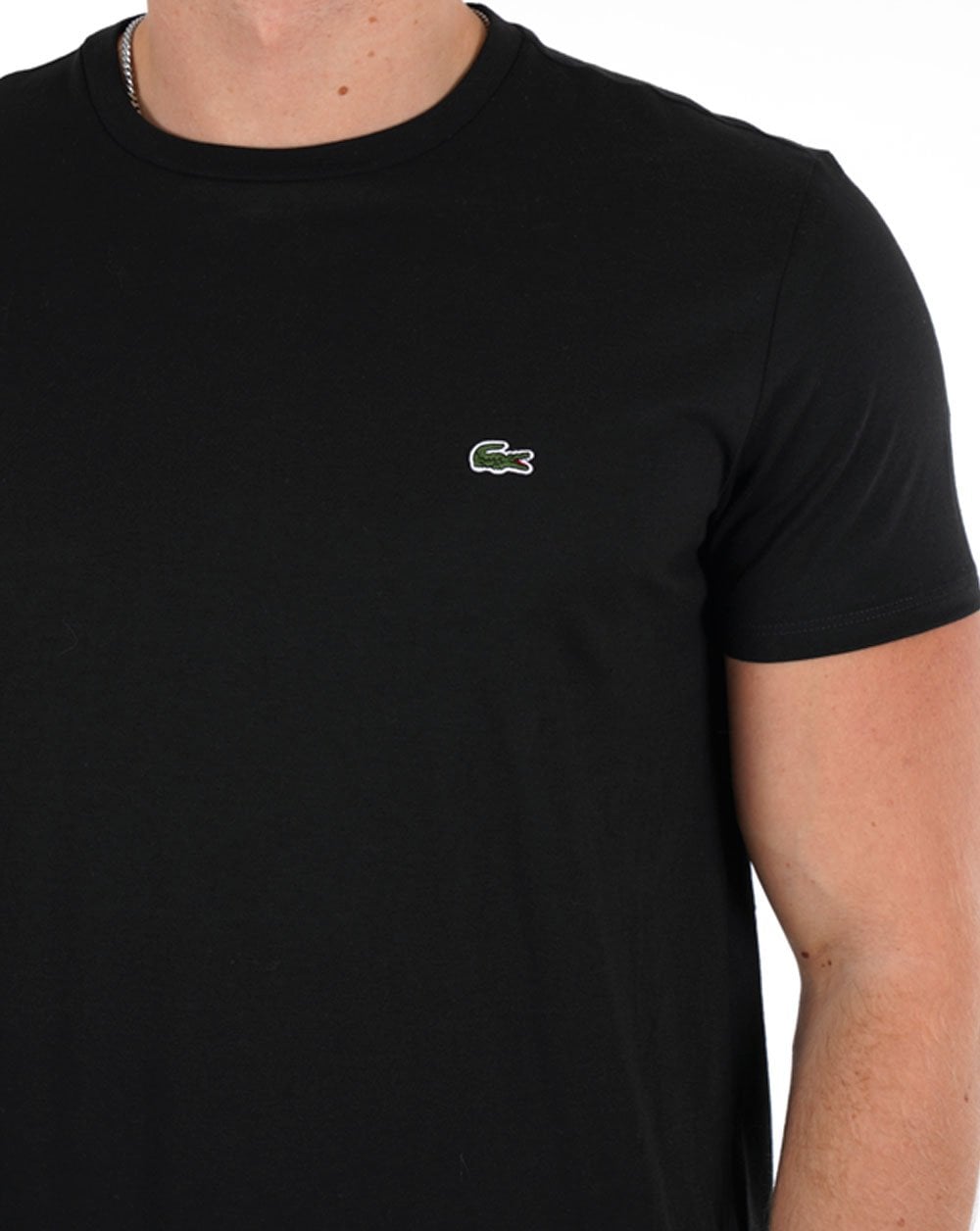 Lacoste – T-Shirt mit Rundhalsausschnitt in Schwarz