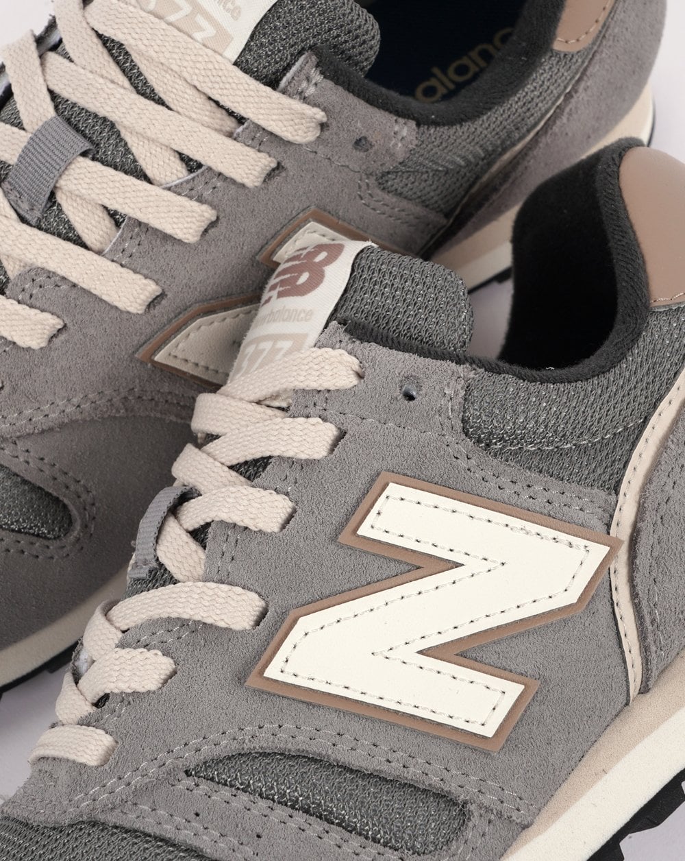 New Balance 373 Trainer Grau