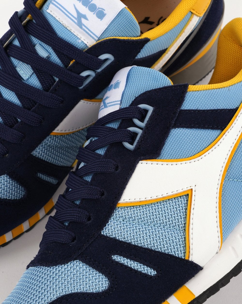 Diadora Titan Trainer Himmelblau/Gelb/Marineblau