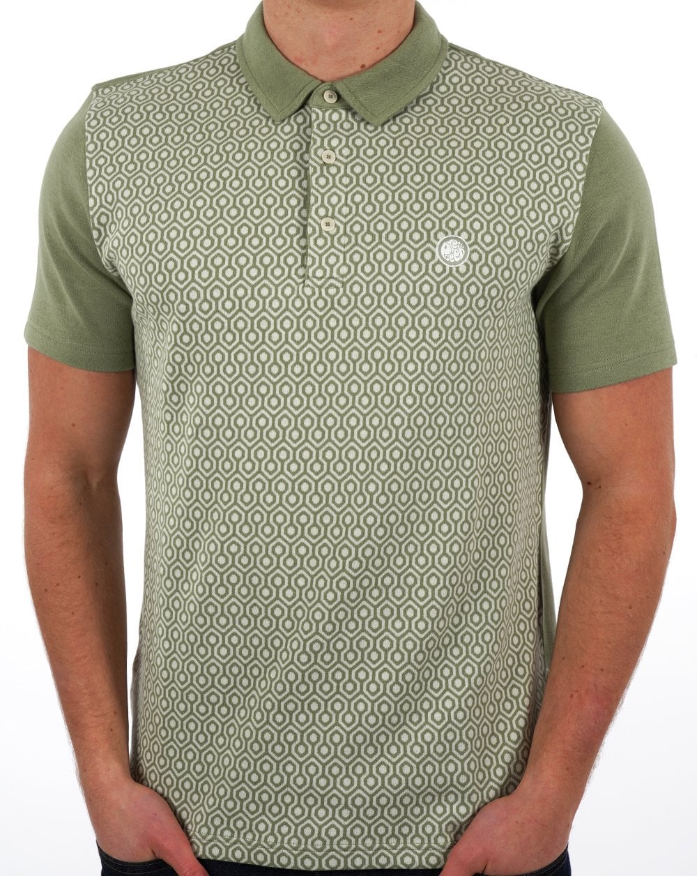 Pretty Green – Poloshirt mit glänzendem Geo-Muster Grün