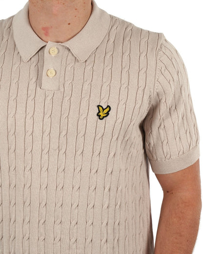 Lyle &amp; Scott Poloshirt mit Zopfmuster in Stein