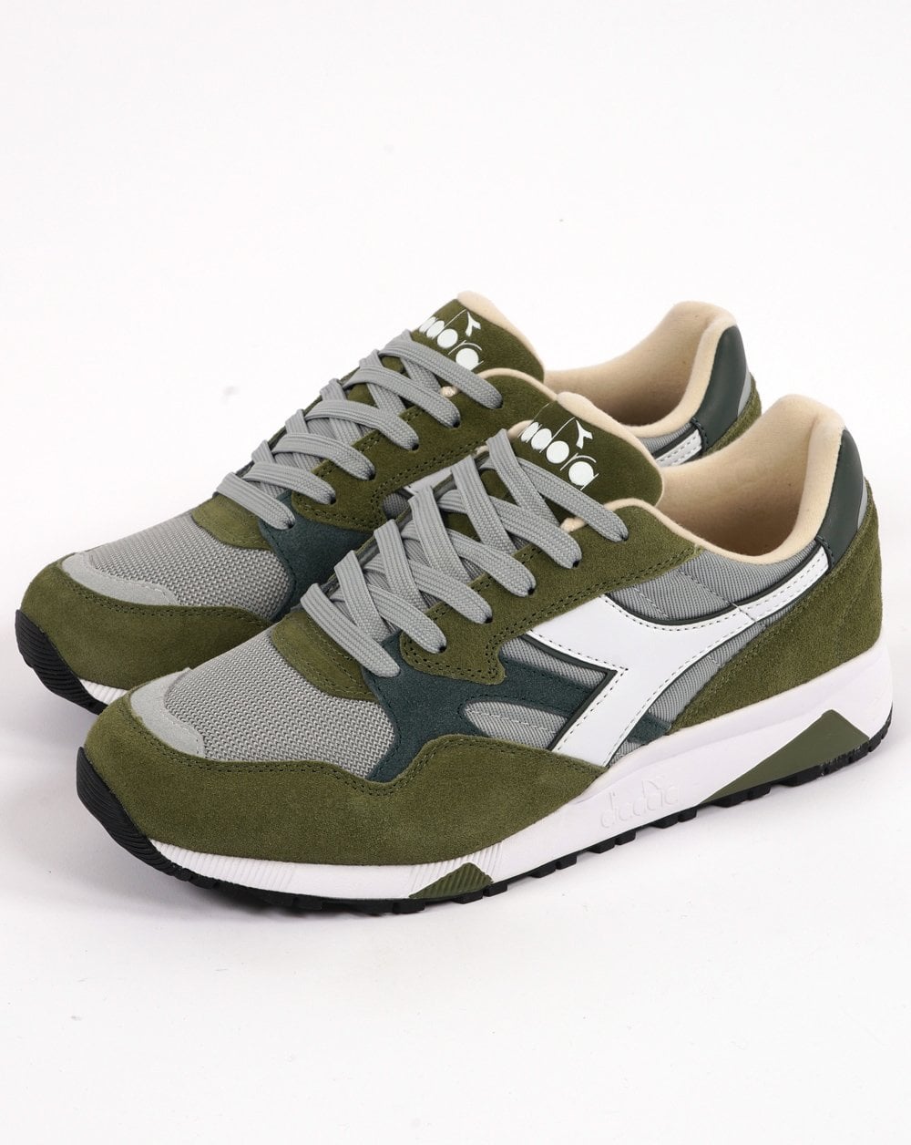 Diadora N902 Sneaker Silber/Grün