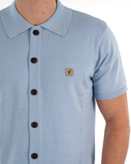 Gabicci Vintage Poloshirt mit durchgehender Knopfleiste, Himmelblau