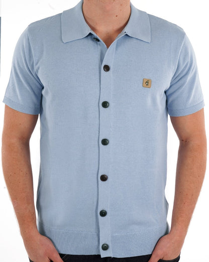 Gabicci Vintage Poloshirt mit durchgehender Knopfleiste, Himmelblau