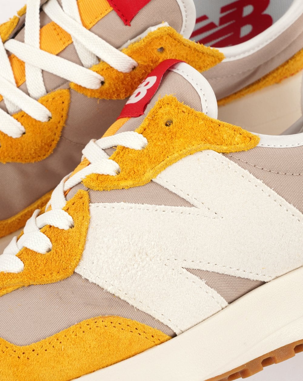 New Balance 327 Trainer Yellow/Grey