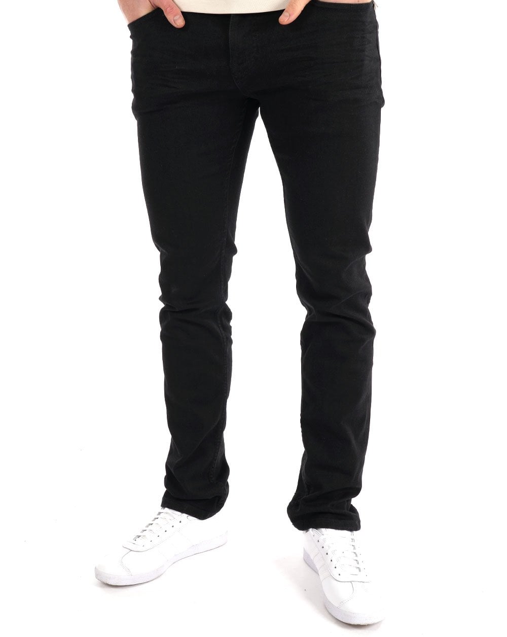 Tommy Jeans – Scanton – Schmal geschnittene Jeans in Schwarz