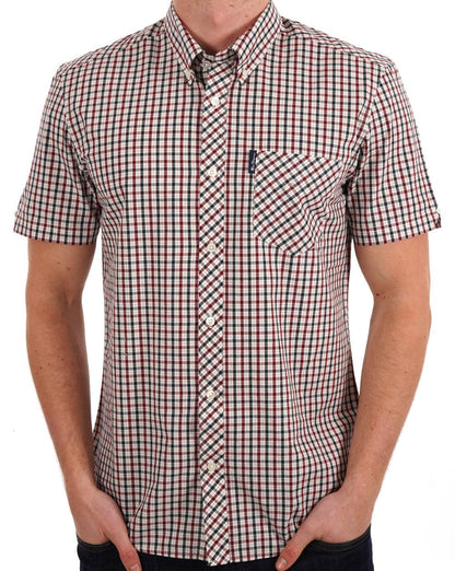 Ben Sherman – Kurzärmliges Hemd mit House-Check in Rot
