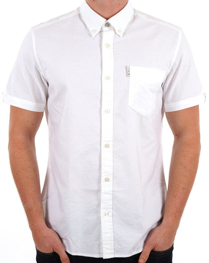 Ben Sherman – Kurzärmliges Oxford-Hemd in Weiß