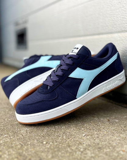 Diadora MB Elite Trainer Navy – Exklusives Sky-Wildleder