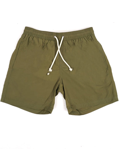 Aquascutum – Karierte Badeshorts mit Taschen in Armeegrün