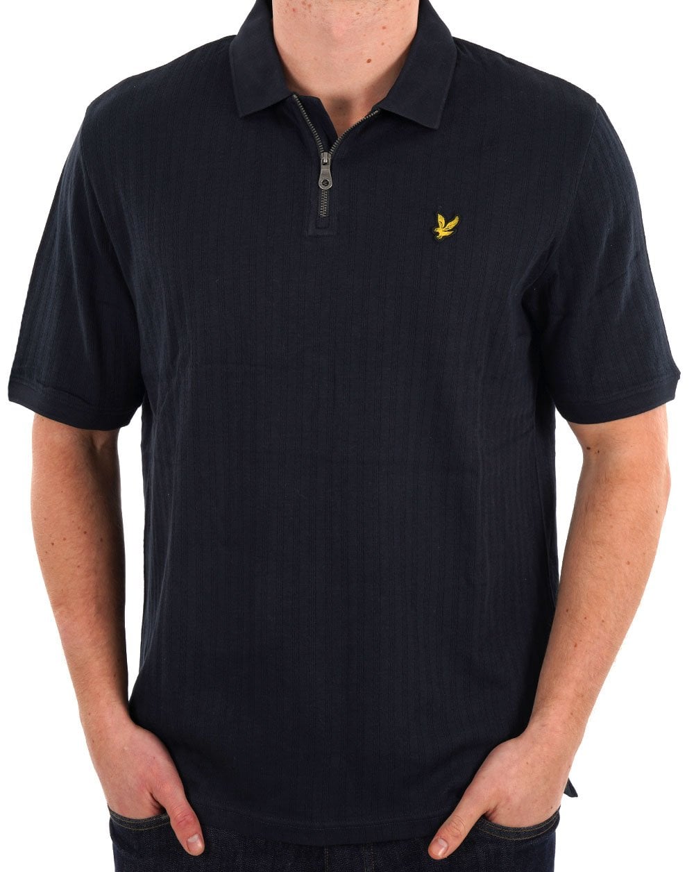 Lyle &amp; Scott – Poloshirt mit strukturierten Streifen in Dunkelmarineblau
