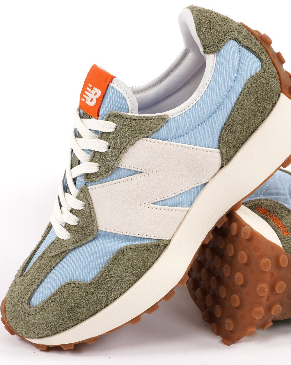 New Balance 327 Trainer Chromblau / Dunkeloliv
