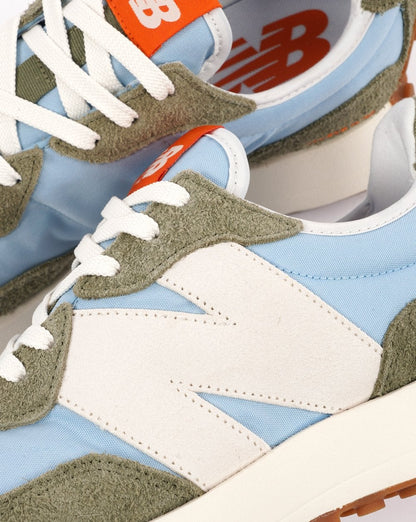 New Balance 327 Trainer Chromblau / Dunkeloliv