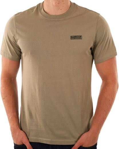 Barbour International – T-Shirt mit kleinem Logo „Timberwolf“