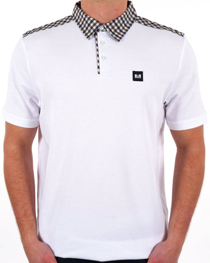 Weekend Offender Poloshirt mit Karokragen in Weiß