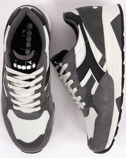 Diadora N902 Sneaker Grau/Off-White/Schwarz