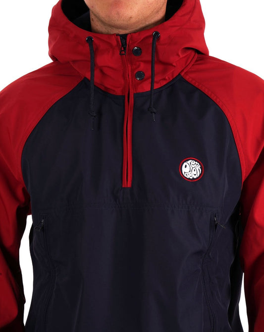 Pretty Green Pretty Green Travis Colourblock Kittel Rot/Marineblau