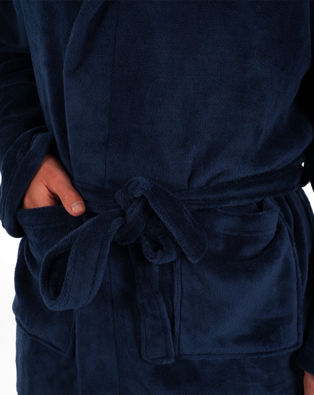 Ellesse – Alsina – Bademantel in Marineblau