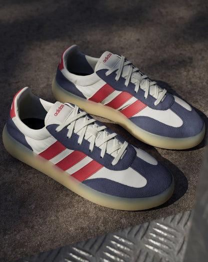 Adidas Barreda Trainers Weiß Navy Rot Eissohle 