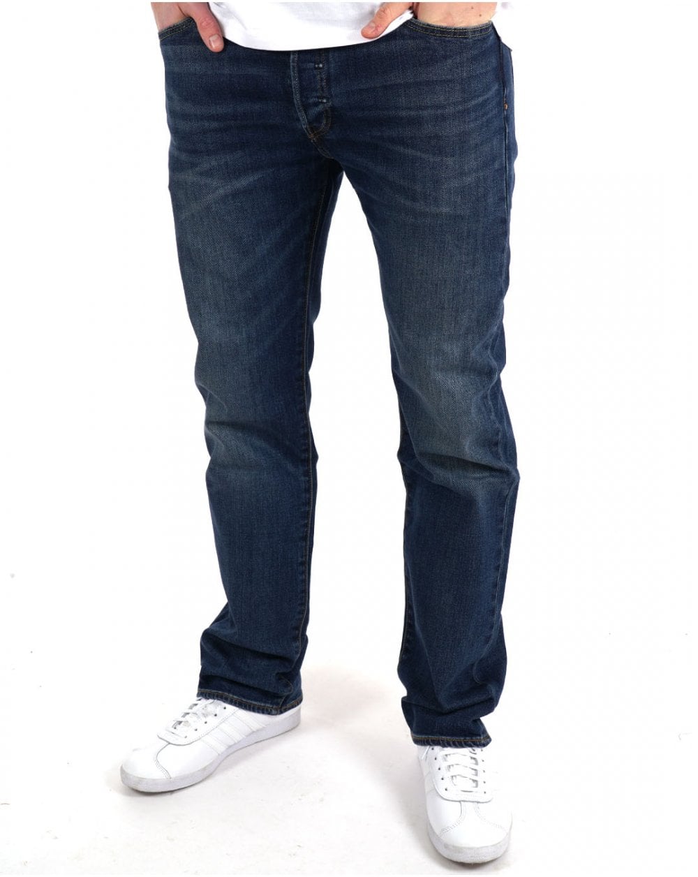 Levi's – 501 – Jeans in Original-Passform in dunklem Indigoblau mit Used-Effekt