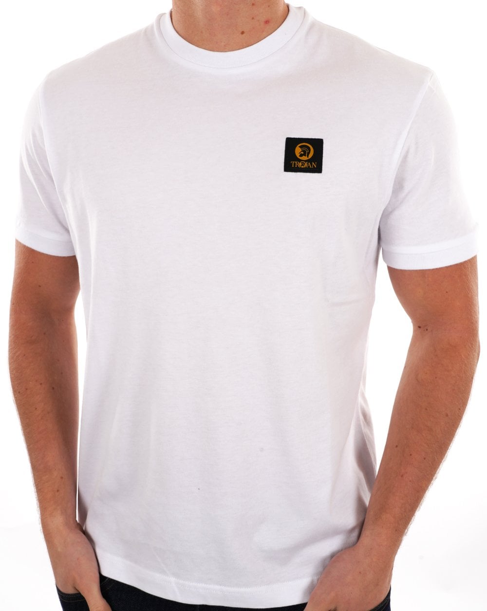 Trojan – Weißes, schlichtes T-Shirt mit Aufnäher