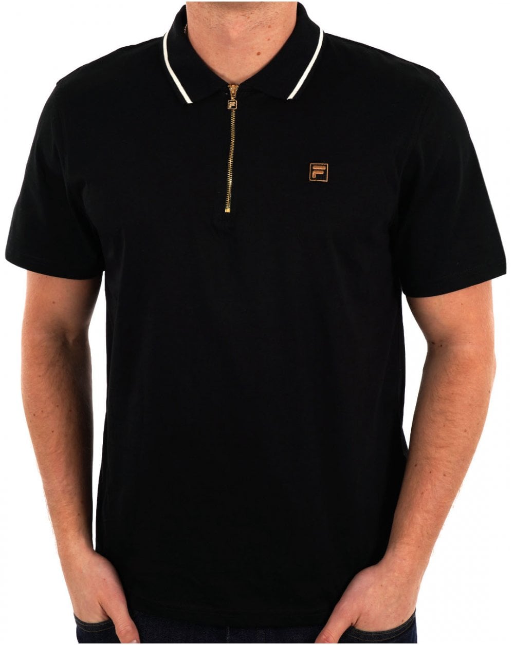 Fila – Poloshirt mit Reißverschluss und Goldspitze in Schwarz