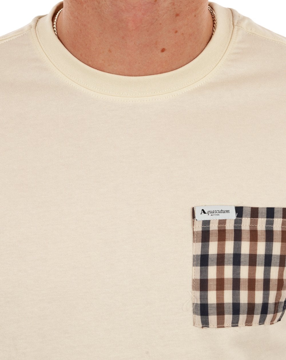 Aquascutum Club – Kariertes T-Shirt mit Tasche in Off-White