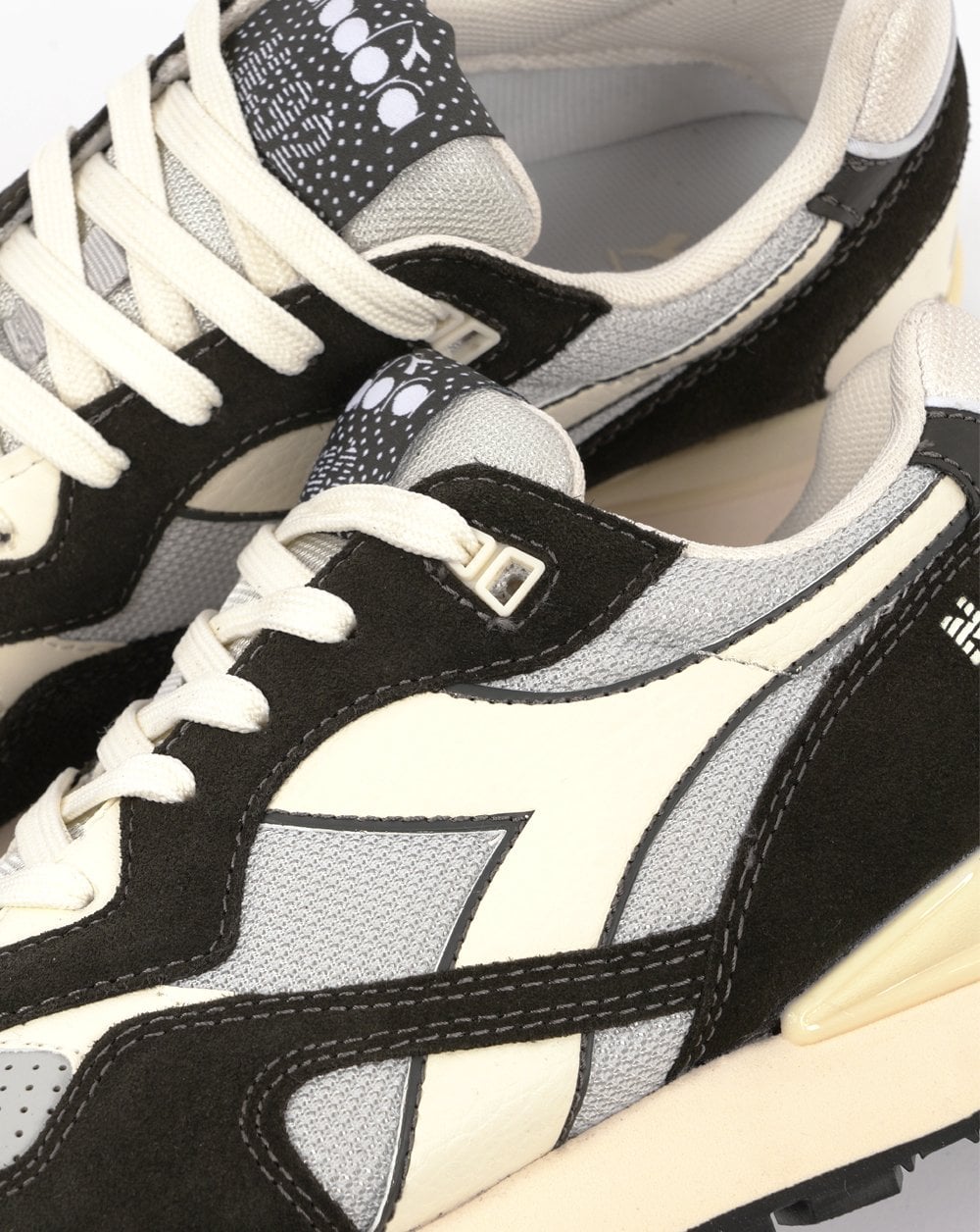 Diadora N92 Advance Sneaker Waldnacht / Gletschergrau