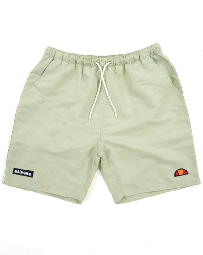 Ellesse – Lange Badeshorts in Hellgrün