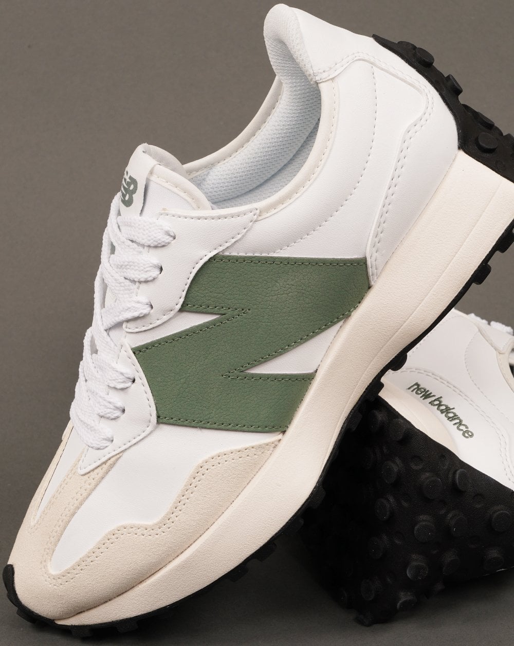 New Balance 327 Trainer Weiß/Grün
