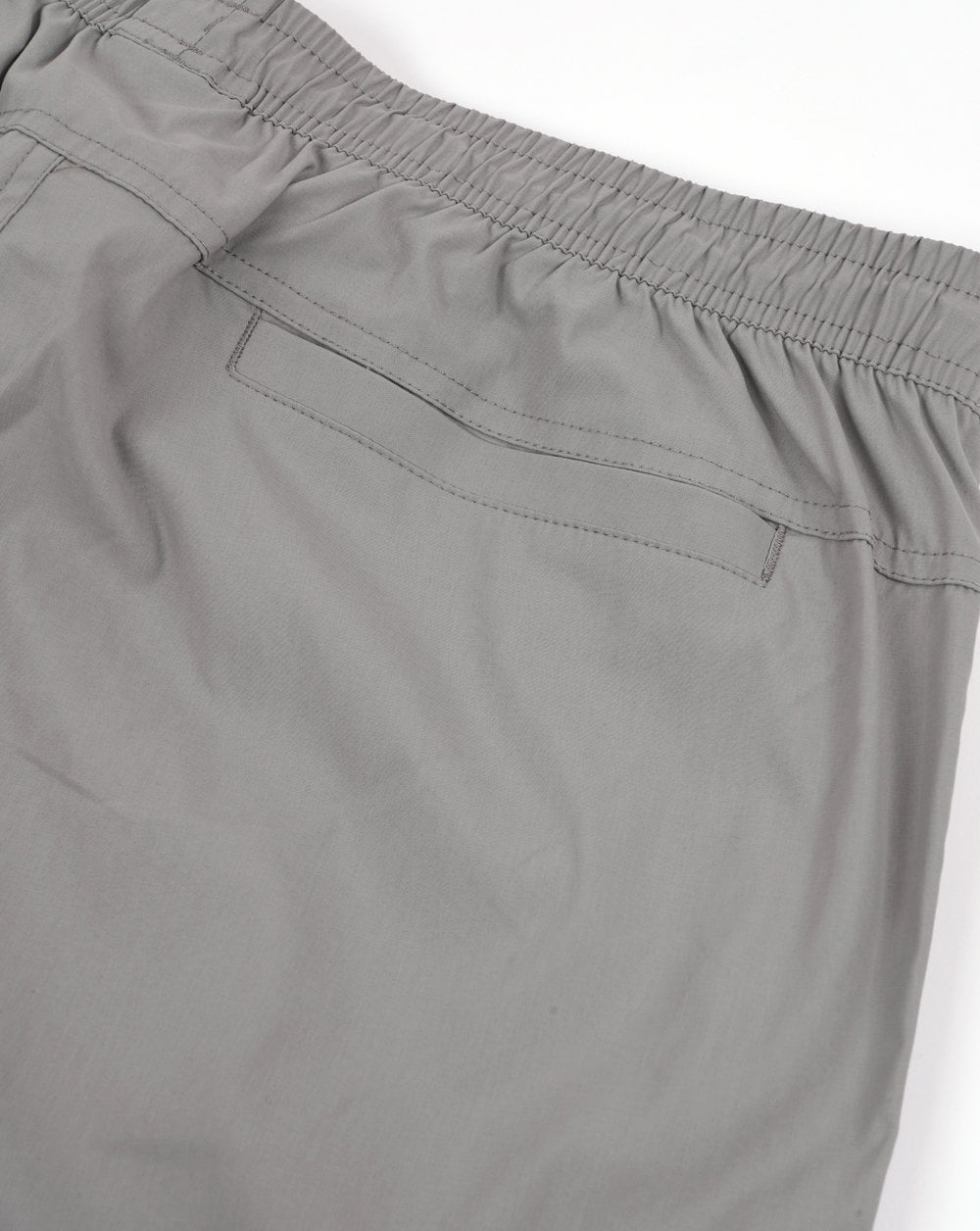 Ellesse – Bullseye Cargo-Shorts in Anthrazitgrau