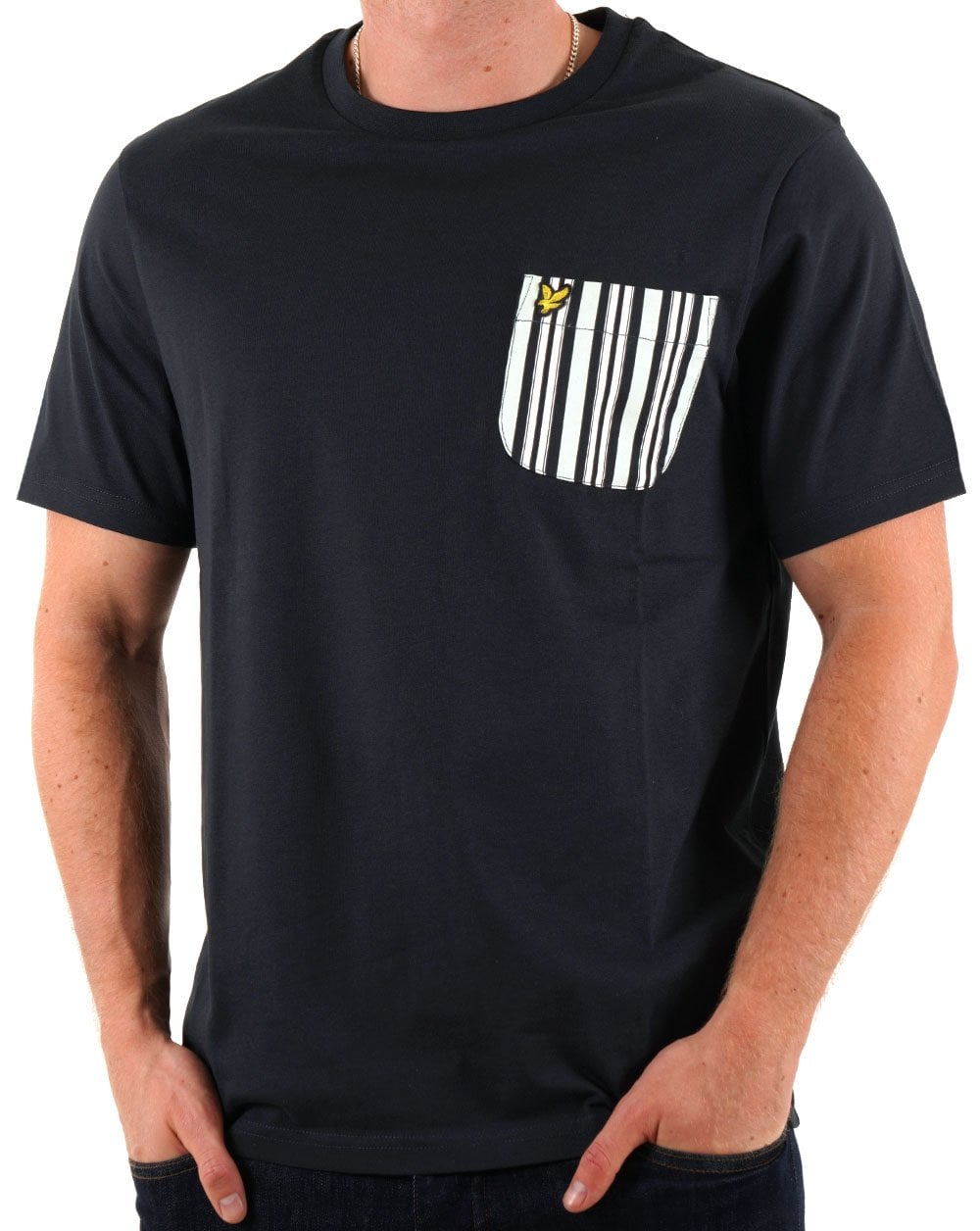 Lyle &amp; Scott – Gestreiftes T-Shirt mit Tasche in Dunkelmarineblau
