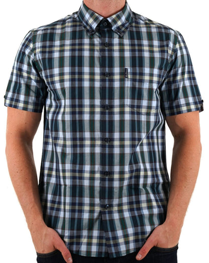 Ben Sherman Hemd mit unregelmäßigem Karomuster, Dunkelgrün