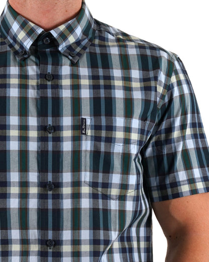 Ben Sherman Hemd mit unregelmäßigem Karomuster, Dunkelgrün